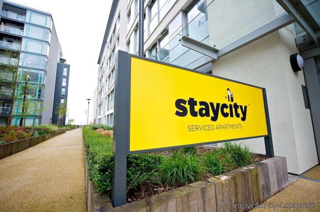 Staycity Aparthotels London Heathrow Ґіллінґдон Екстер'єр фото